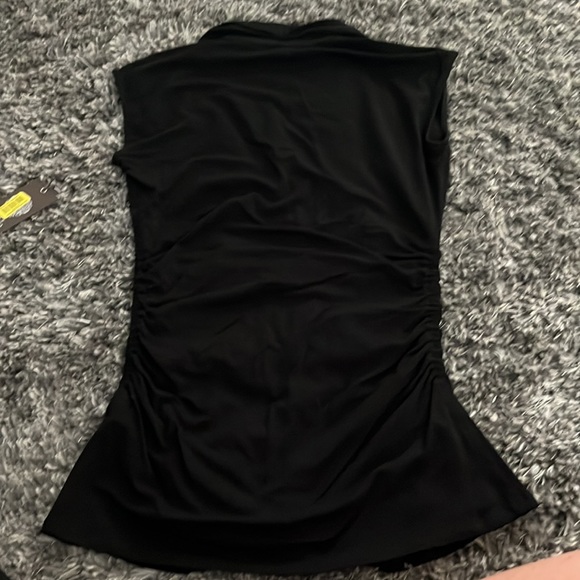 Brand new w tags Vince Camuto sleeveless shirt - Picture 2 of 2